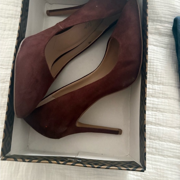 Charlies Women's Dark Brown Heels - Picture 6 of 6